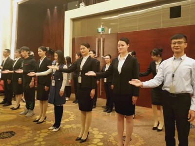 服務(wù)傳遞溫度，禮儀提升績效