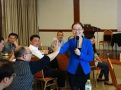 新形象，星服務(wù)——優(yōu)質(zhì)服務(wù)禮儀