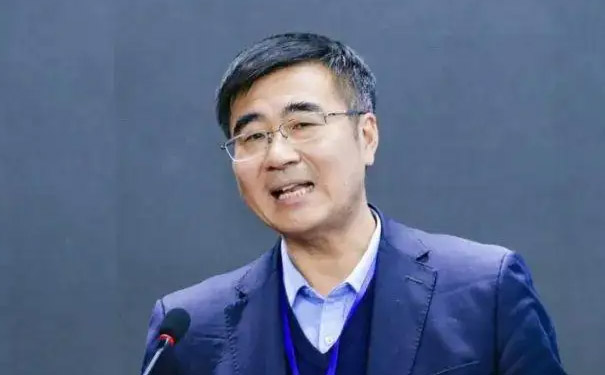 孫富春 清華大學(xué)計(jì)算機(jī)科學(xué)與技術(shù)系教授、博士生導(dǎo)師